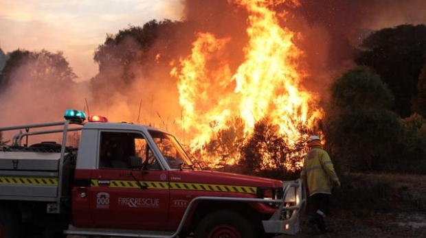 Article image for Premier Colin Barnett wants more prescribed burns to prevent ‘another Northcliffe’