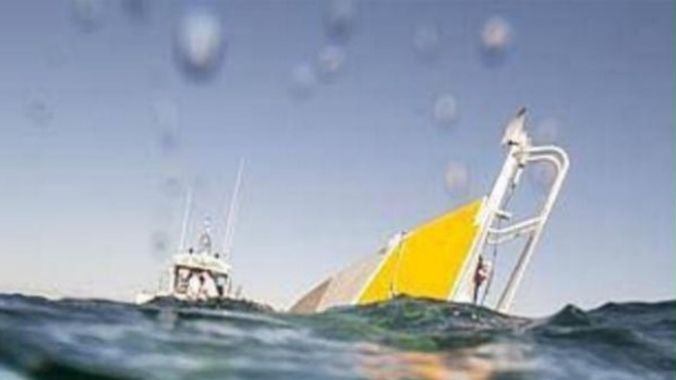 Article image for Wave ends swimmers charity crusade for cancer