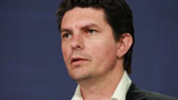 Article image for Ludlam’s offer to ‘homophobe’ PM