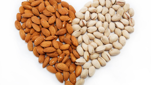 Article image for The benefits of eating nuts