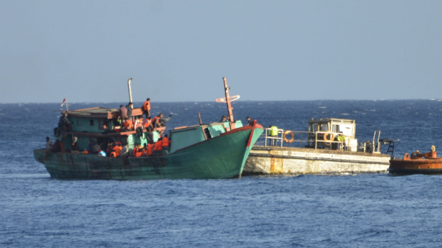 Article image for Claims the Government paid people smugglers to turn an asylum seeker boat around