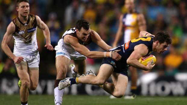 Article image for Hawks Snatch Win From Eagles