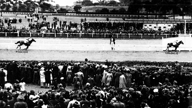 Article image for The oldest living Melbourne Cup winning jockey