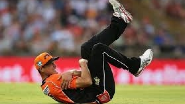 Article image for Victorian paceman Scott Boland called into Australian Test squad