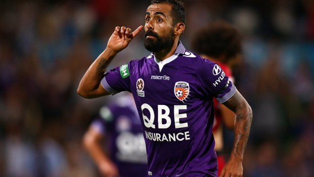 Article image for Glory on verge of re-signing Castro and Lowe