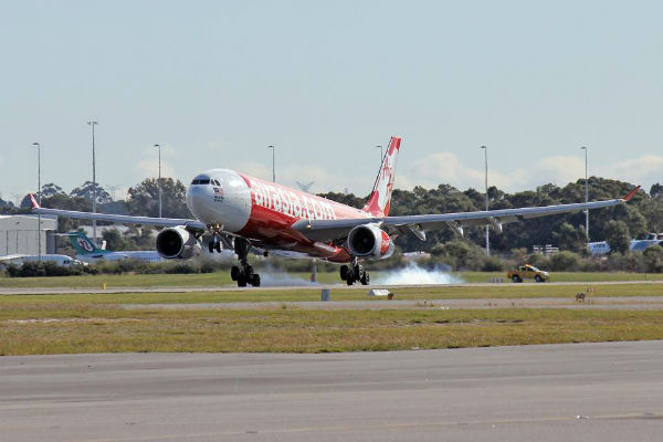 Article image for “Flights should stop until the borders stay open”