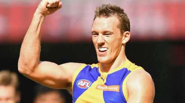 Article image for Simmo lets slip with Petrie news