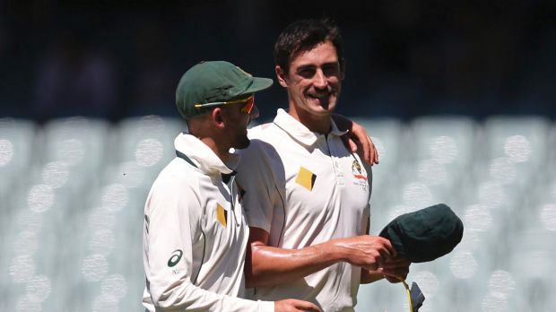 Article image for Mitch Starc leaves the field after collision in the field