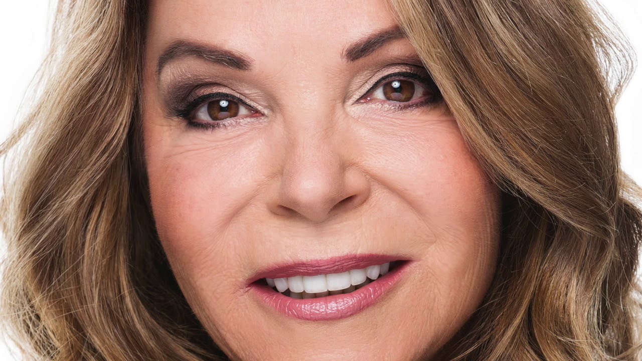 Entertainment Reporter Sandy Kaye - 6PR