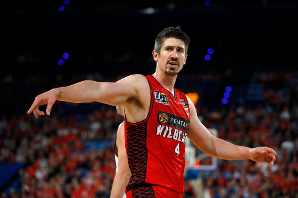 Wildcats in crisis, but Scorchers on the way up