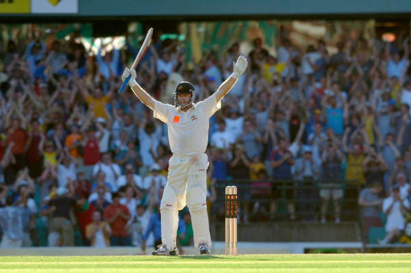 Steve Waugh Joins Perth LIVE