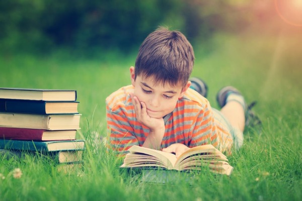 Is technology hurting kids literacy?