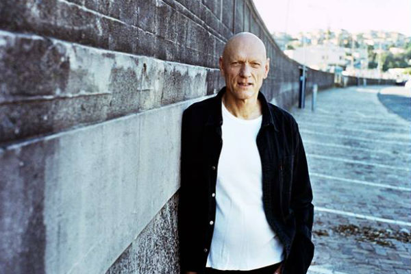 Peter Garrett Hounored