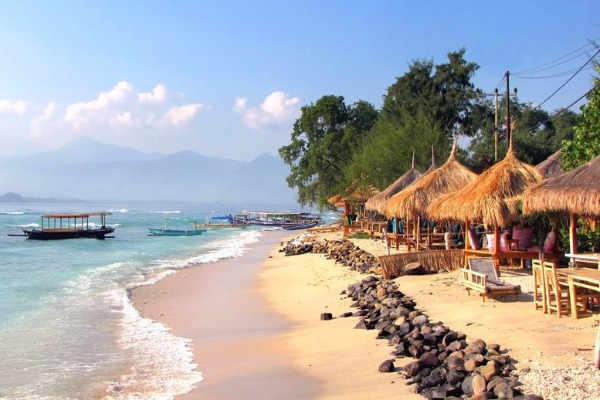 Scratch your travel itch with Grumpy in Lombok