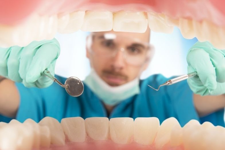 Talking teeth with Dr Hooman Golestani