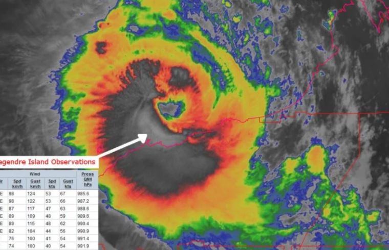 Cyclone virgin waits for Veronica