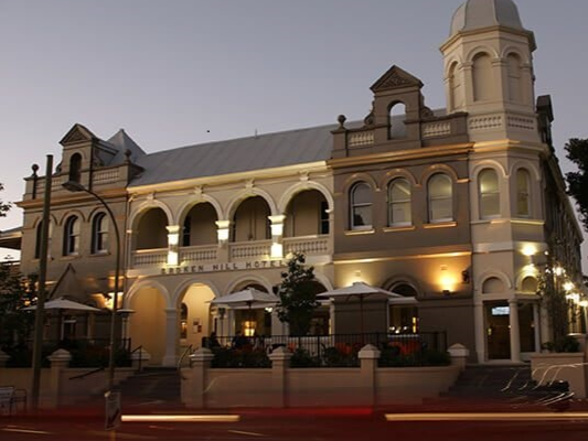 Another iconic Perth pub closes its doors