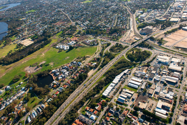 $800m to accelerate road projects; Lakelands Station confirmed