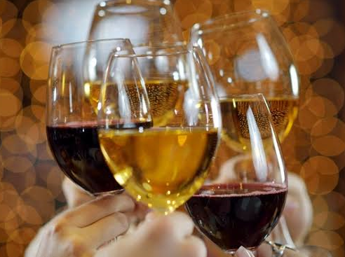 Do you know the best wine to pair with a New Years Eve party?