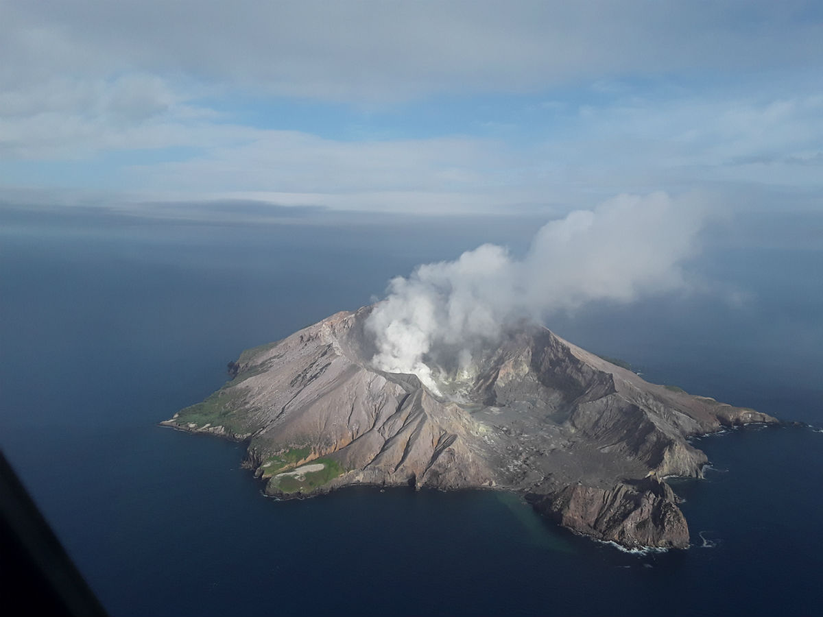 Australians caught up in NZ volcano eruption