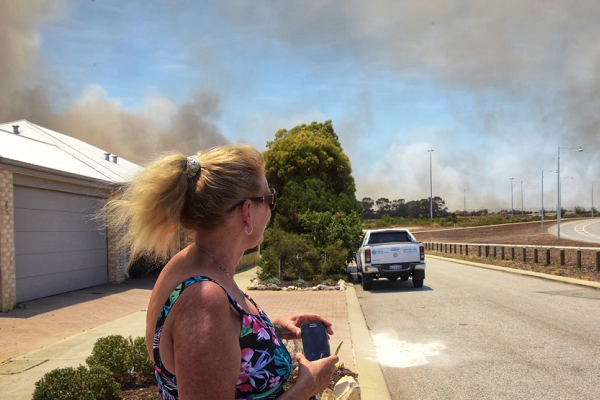 Yanchep fire controlled not contained; 737 could be sent back to NSW