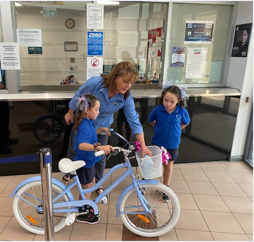 Article image for Police and local business put a smile on a little girl’s face