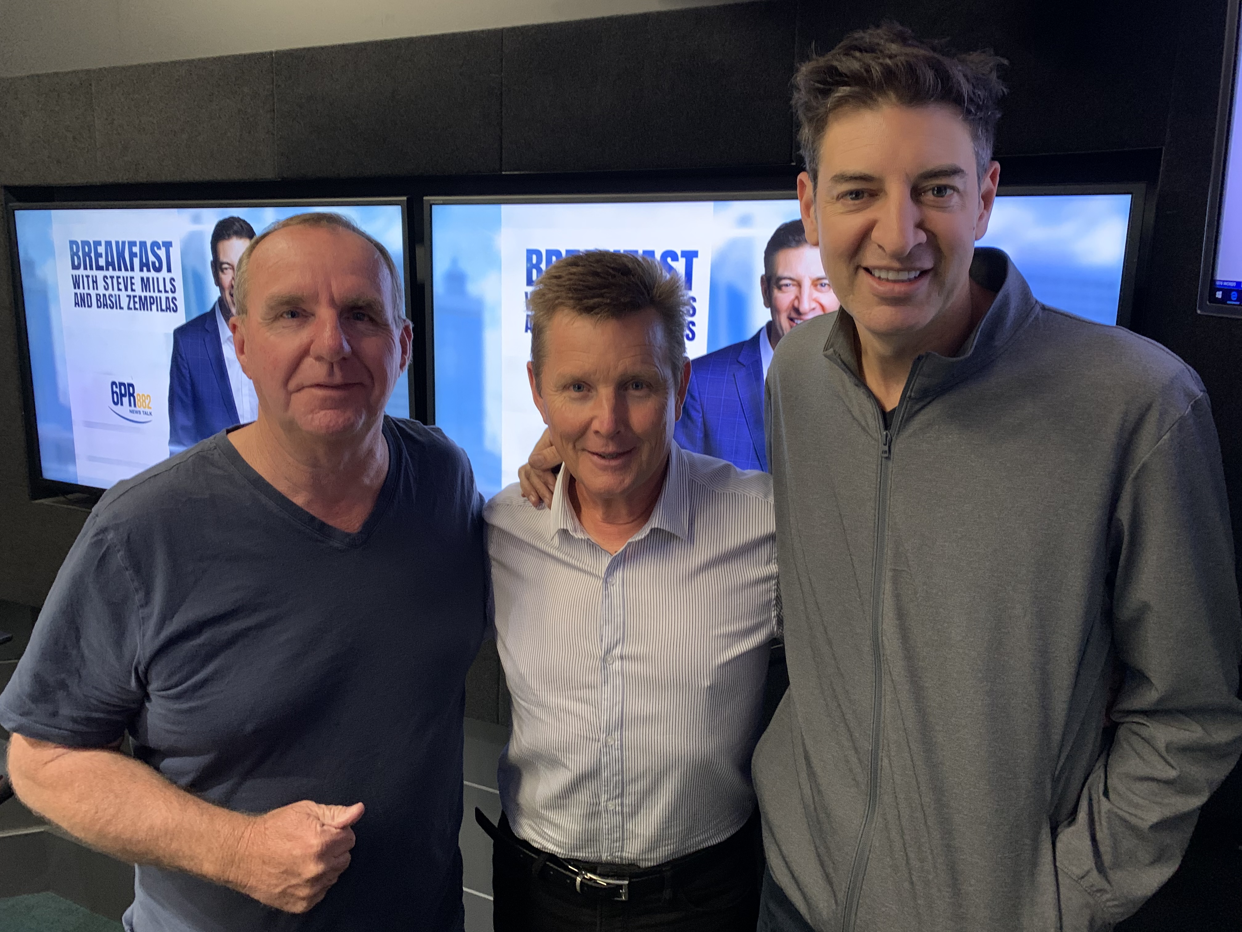 Tom Burlinson swings into Perth