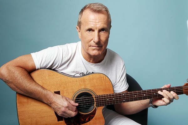 Australian Crawl’s James Reyne Has Released New Music!