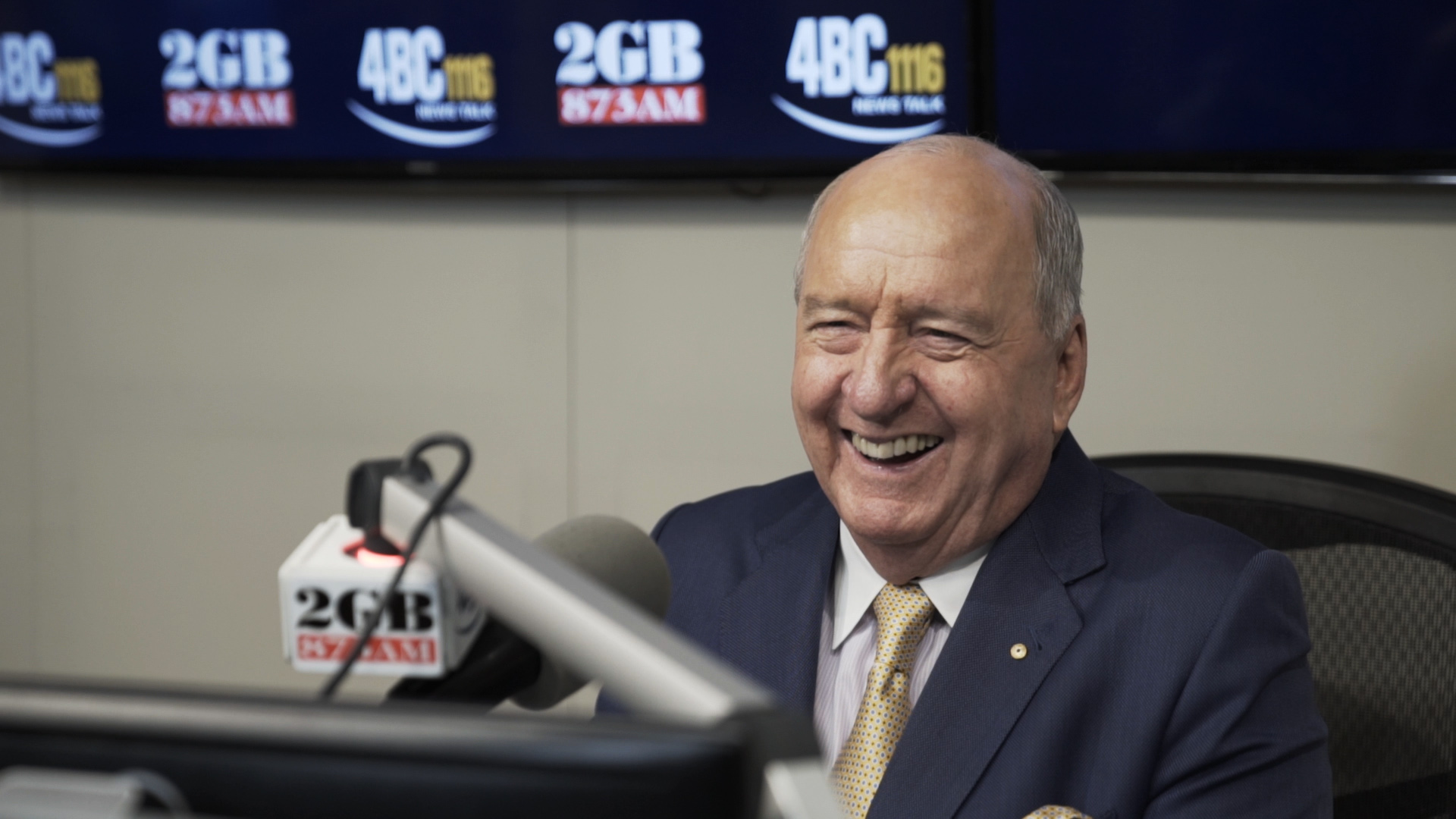 Alan Jones retires