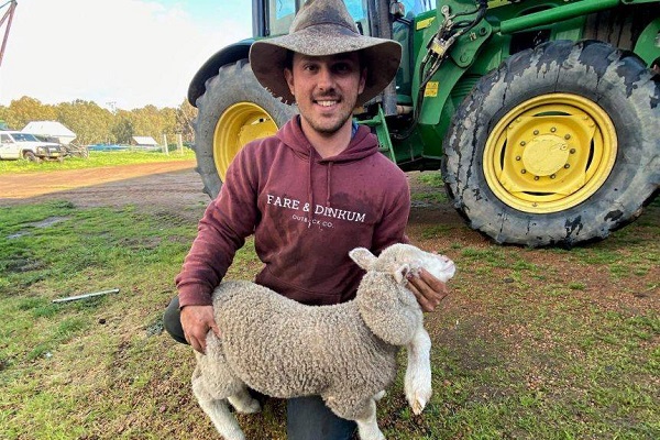 The Kojonup five-legged, six-footed lamb…