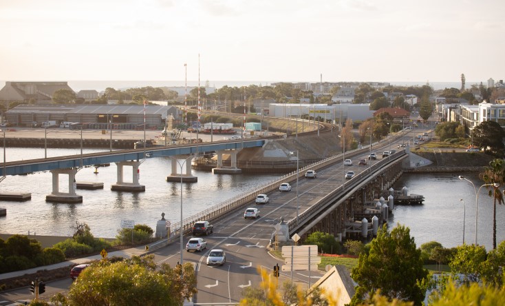 Article image for New Fremantle traffic bridge design draws ire from community