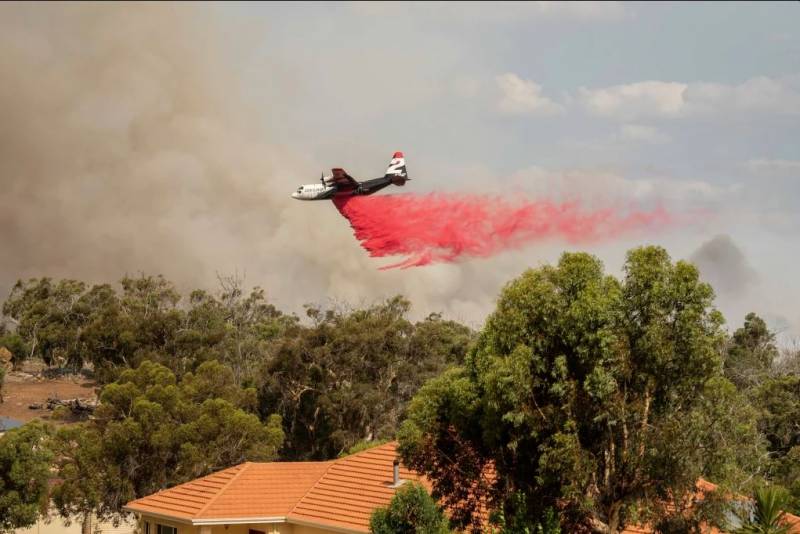 Article image for Heroes in the sky : The humble pilots who battled the Wooroloo blaze