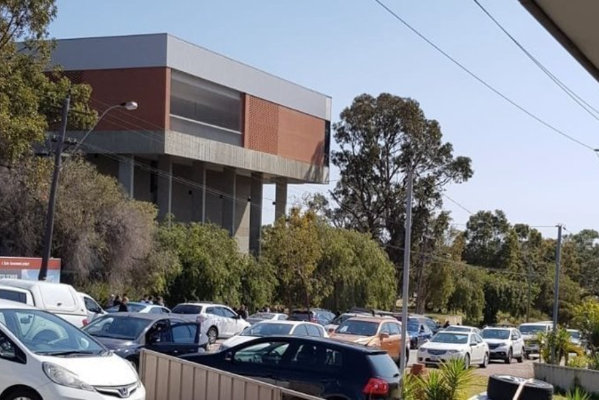 Traffic chaos at northern suburbs high school