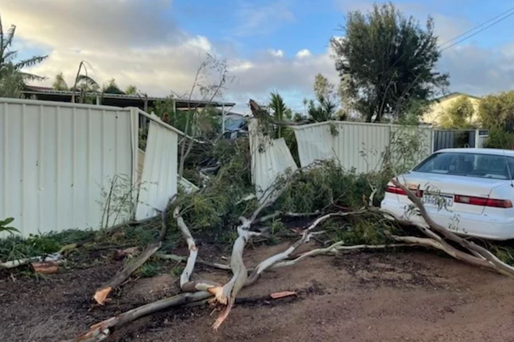 Article image for Cyclone Seroja: ‘Utter chaos’ residents describe roofs ‘rolling down the street’