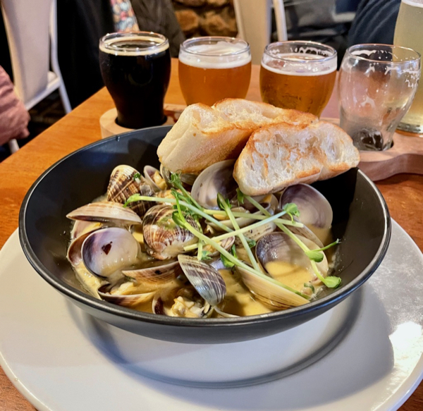 Slice of Perth: Incredible local seafood at this Kalbarri brewery