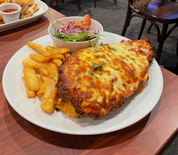 The Woodbridge - Parmi