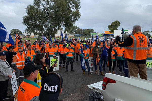 Article image for Truck driver strike: Thousands of workers walk off the job