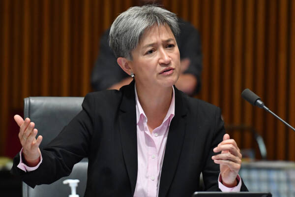 Article image for Penny Wong says a resolution of differences between China and Taiwan must be achieved peacefully