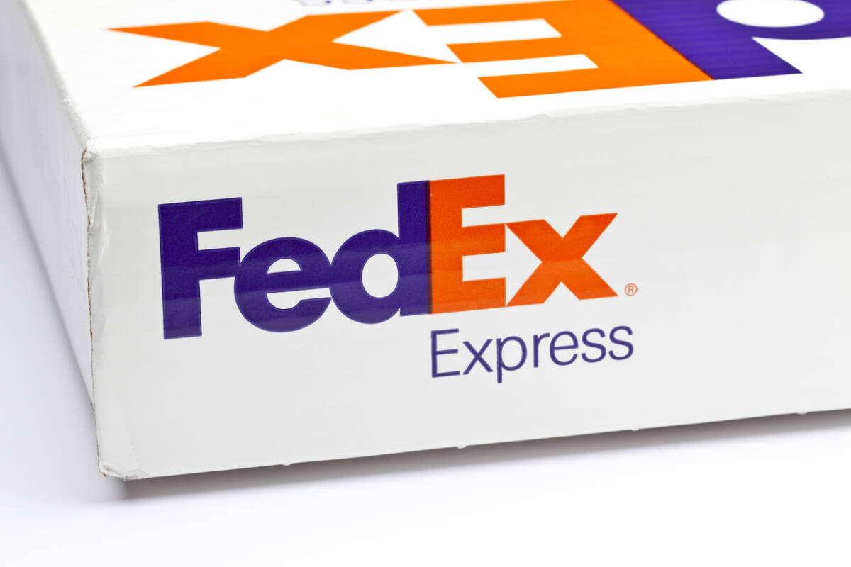 Article image for Fedex workers strike for 24 hours over conditions