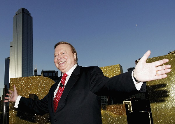 Article image for Remembering Bert Newton: Tributes flow for showbiz icon