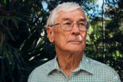 Dick Smith urges freedom for WikiLeaks leader