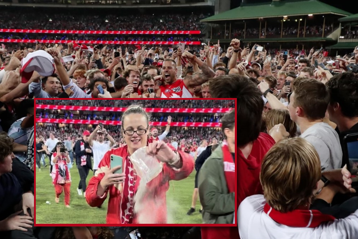 Article image for Sydney Swans fans scatter nan’s ashes during Buddy Franklin celebration