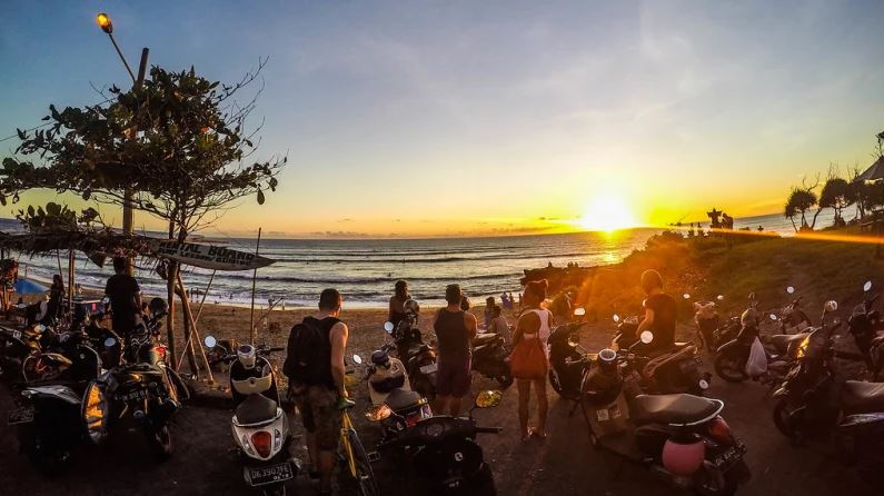 Article image for A different ‘cleaner’ Bali greets first tourists from Australia