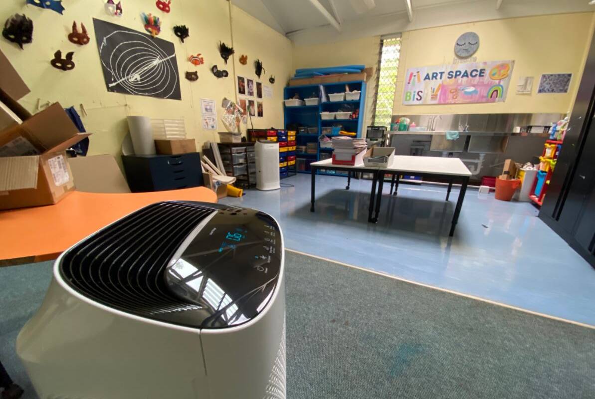 Article image for School dads use smoke machines to keep classrooms COVID-free