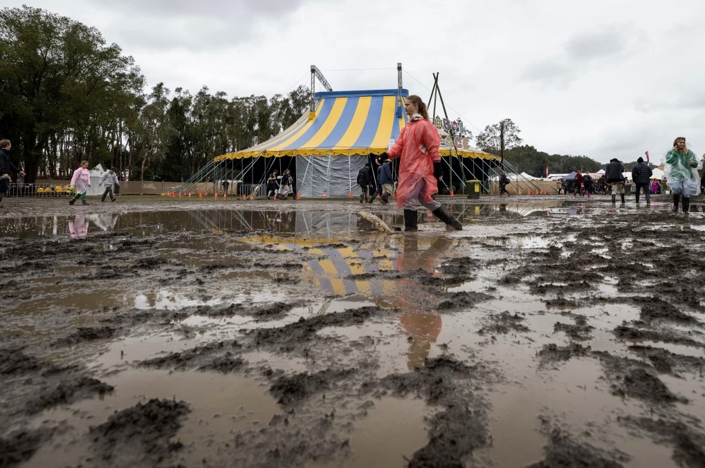 Article image for ‘An absolute mess’: Peter Ford describes Byron Bay music festival disaster