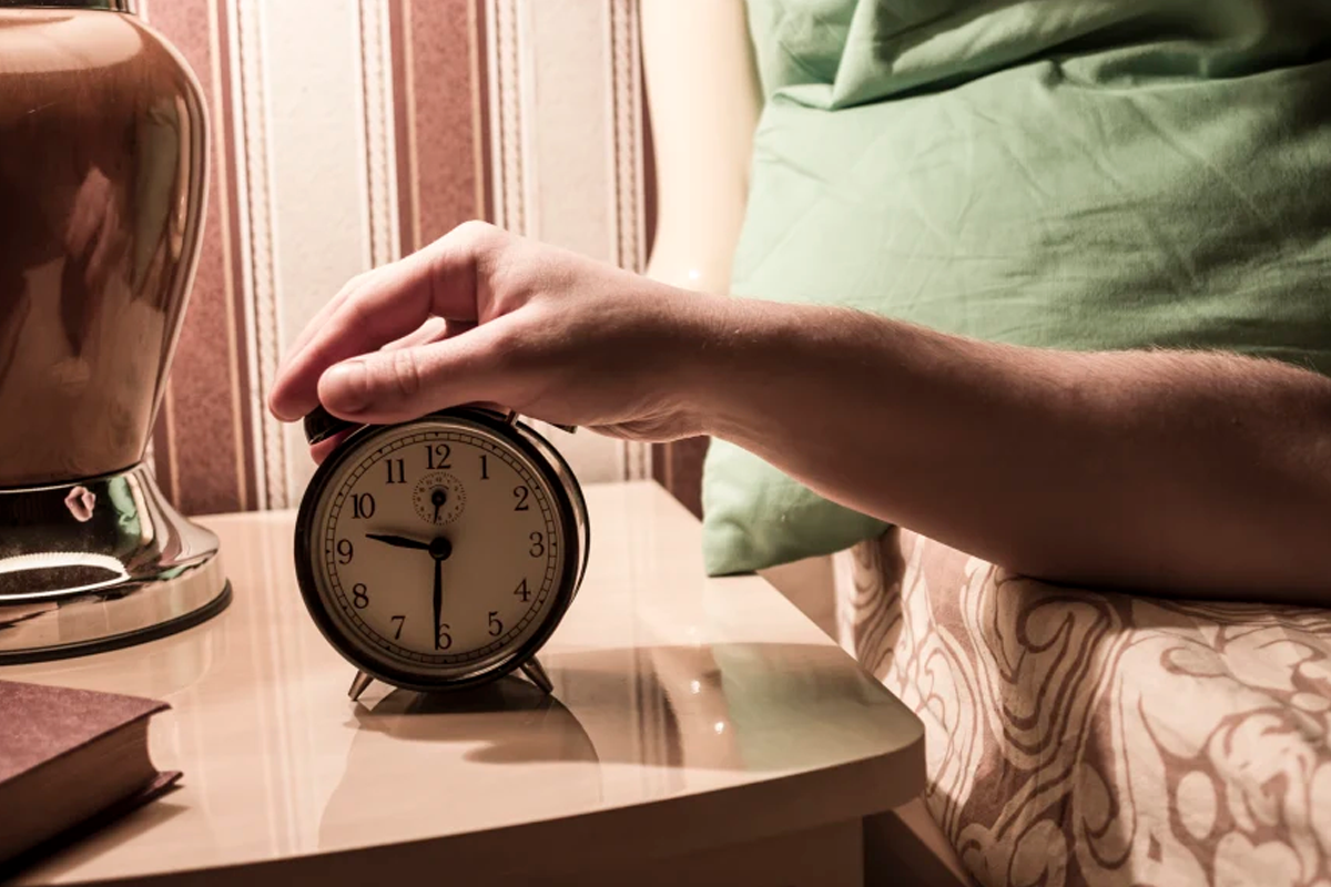 Article image for You snooze, you lose: Why extra time in bed could lead to health problems