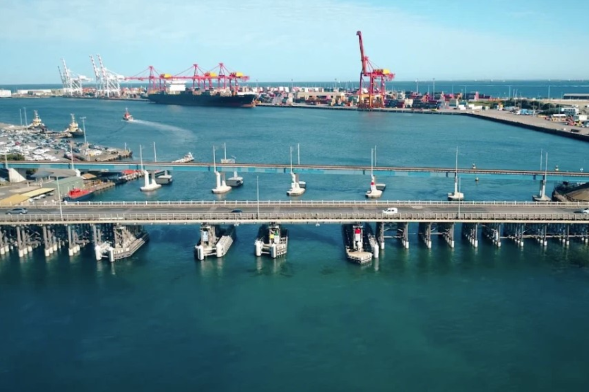 Article image for Heritage-listed Fremantle Bridge set to be demolished