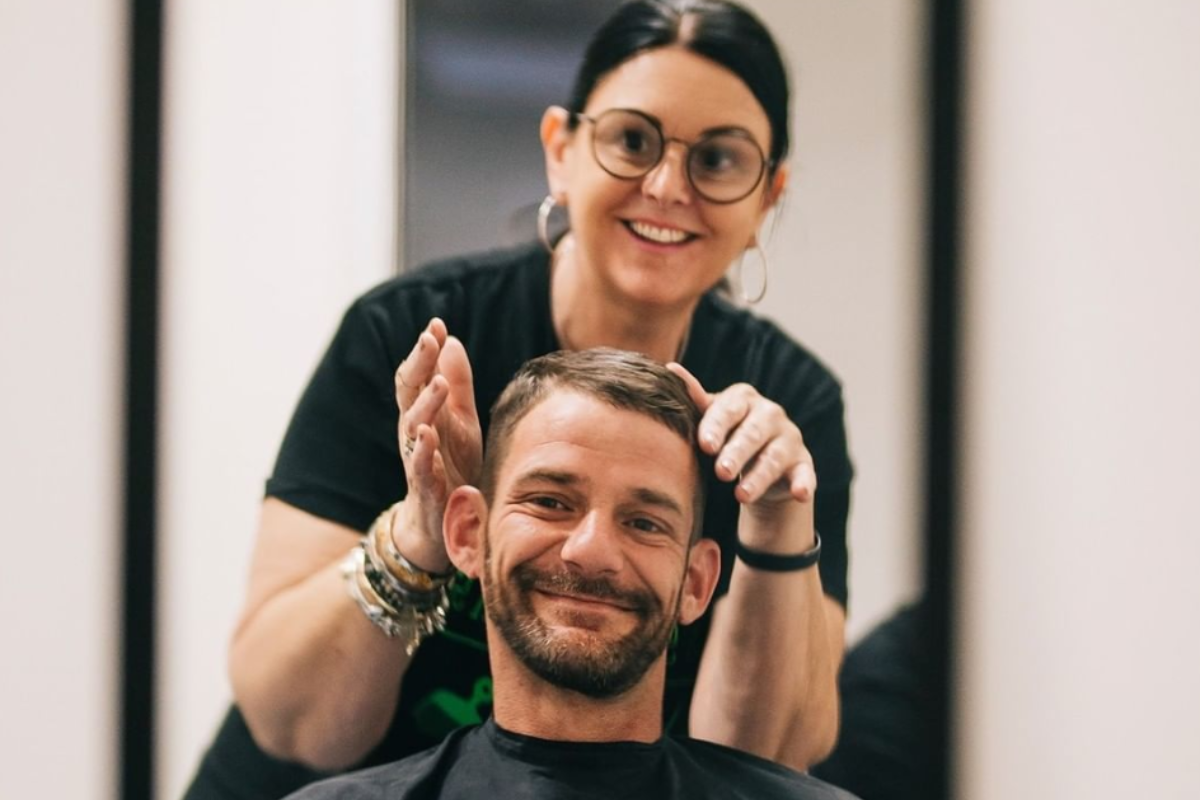 Article image for Short Back & Sidewalks free hair-cutting and grooming service for the homeless