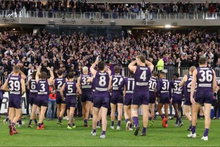 Dockers develop sign language to help overcome MCG crowd