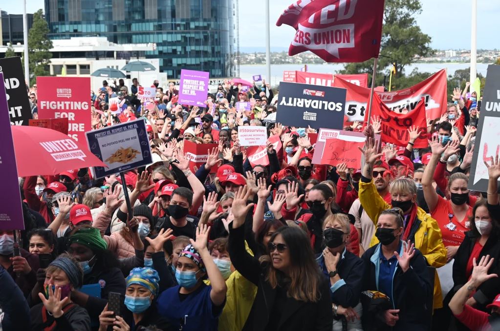 Article image for WA Government increases pay offer to public sector